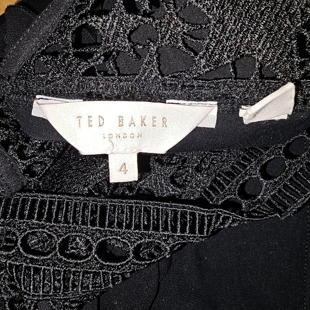 Ted Baker London Superstar Mix Aurra Short Sleeve Lace Yoke Top - Picture 4 of 7